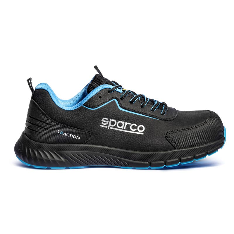 Scarpa Traction Takuma nera con dettagli azzurri, vista laterale
