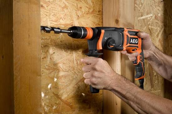 TASSELLATORE KH24IXE SDS PLUS 3 MODALITA' FIXTEC 800 W AEG